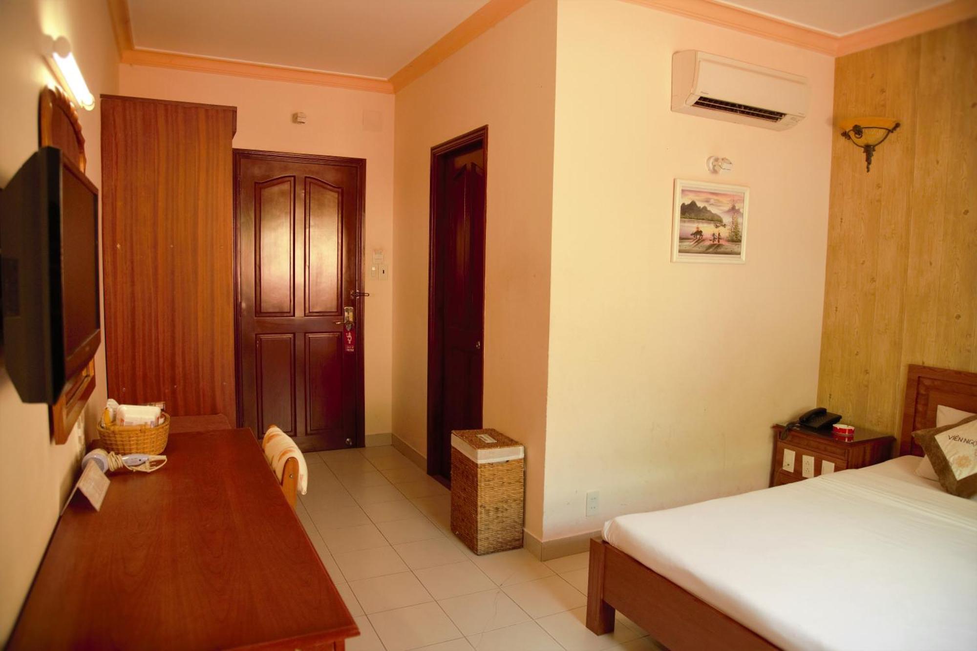 Vien Ngoc Xanh Hotel 1 Ho Chi Minh City Exterior photo