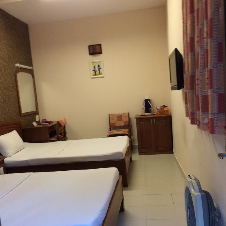 Vien Ngoc Xanh Hotel 1 Ho Chi Minh City Exterior photo
