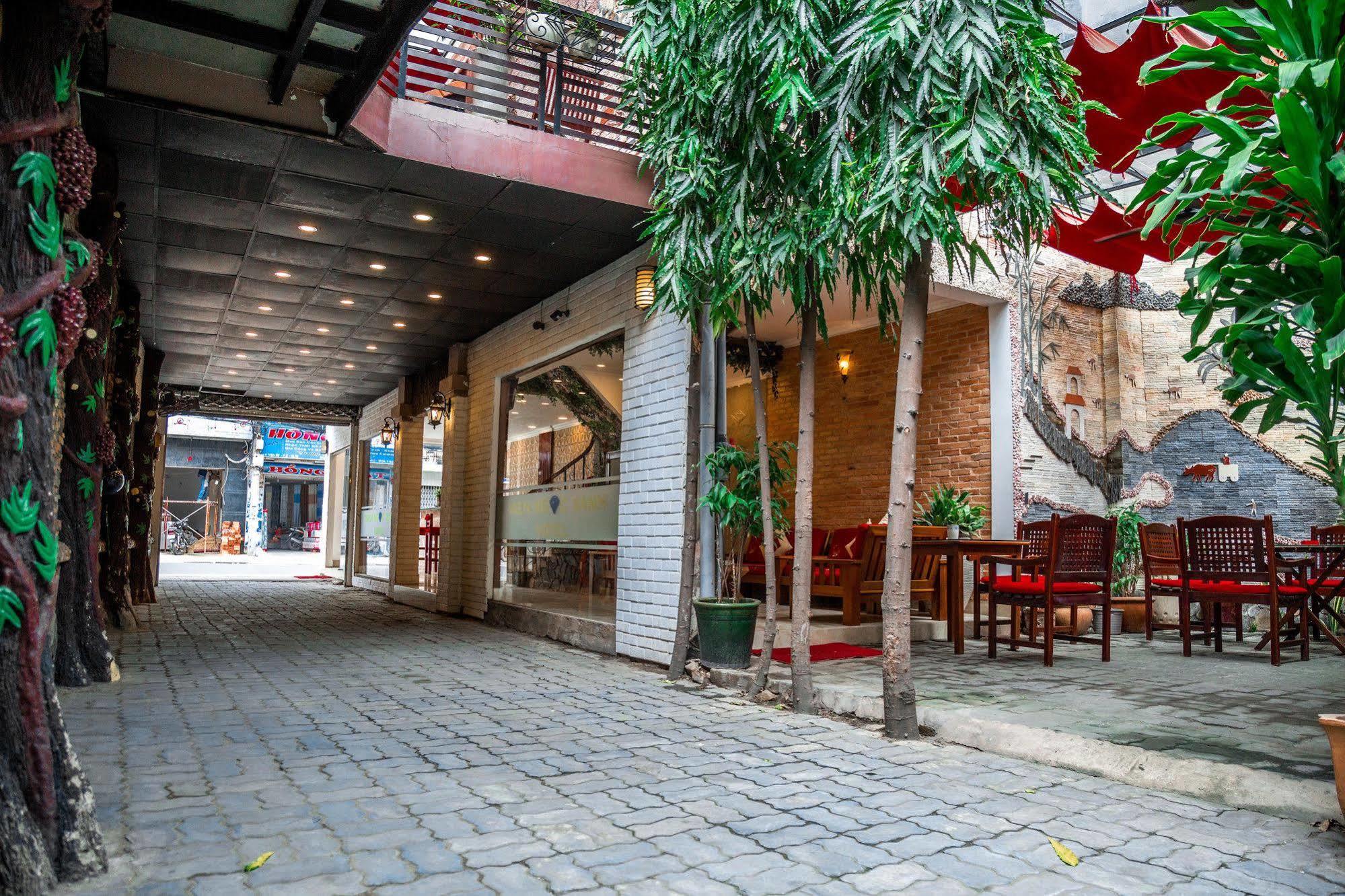 Vien Ngoc Xanh Hotel 1 Ho Chi Minh City Exterior photo